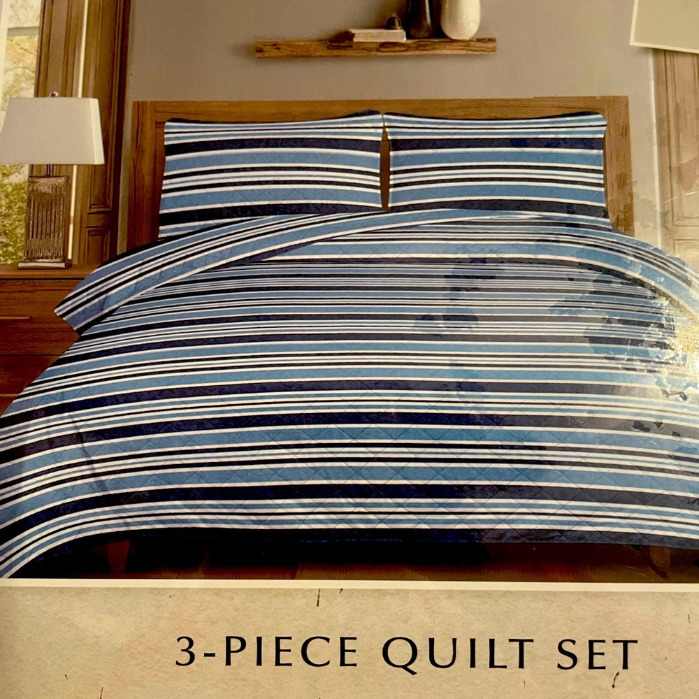 Stanville Collection Nautical,Striped 3-Piece Quilt Set King NWT